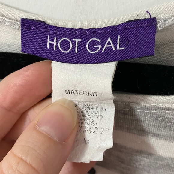 Grey & White Striped Graphic Maternity T-Shirt - Picture 4 of 5